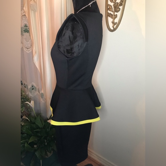 Nicole Miller Dress - Picture 3 of 6